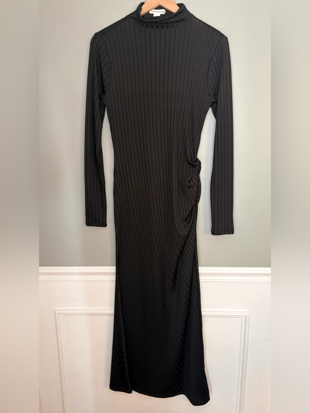 *NWT* Good American Women’s Black Shine Rib Funnel Tuck Midi Dress, Size Large - Picture 7 of 14
